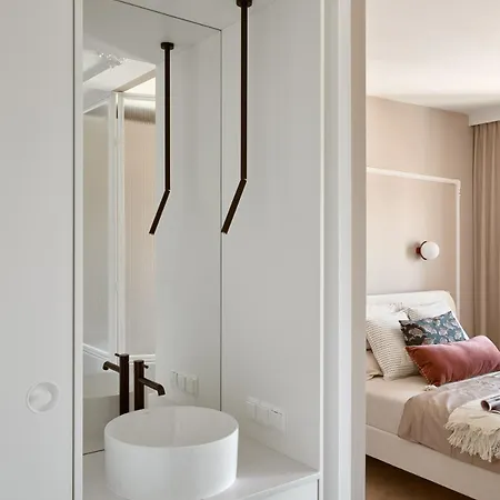 Apartament Encanto De Luxo - Blisko Centrum, Wolnostojaca Wanna - By Spaceapart 아파트
